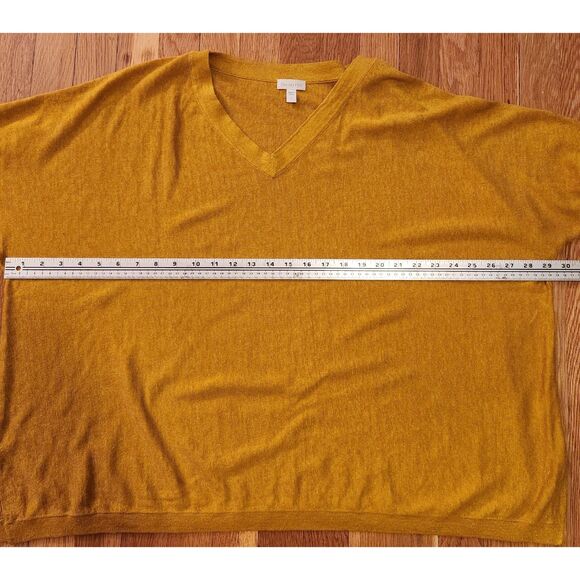 Garnet Hill Mustard Yellow Color 100% Linen Oversize V-Neck Sweater, Sz L - Picture 7 of 10
